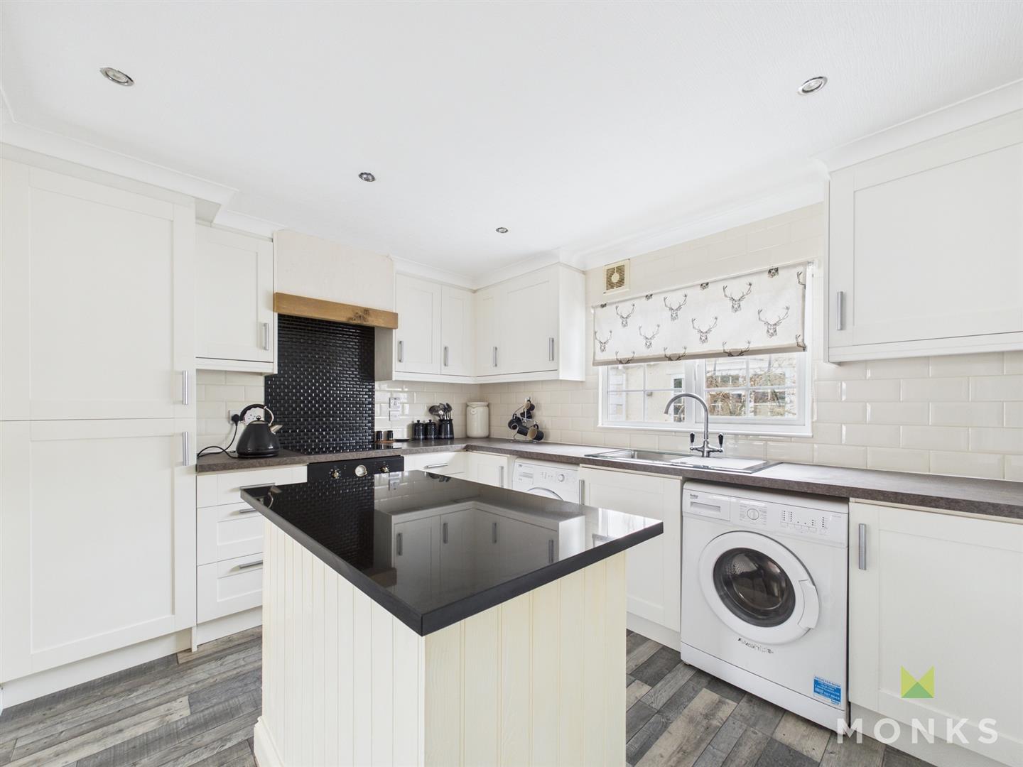 8 Brookside , Kinnerley, SY10 8EL For Sale